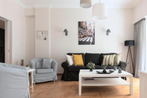 Spacious Central Flat in the heart of Athens!